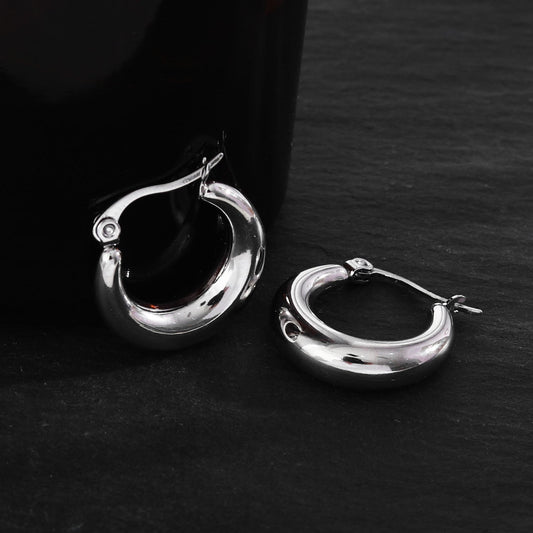 AMBER-MESSINA Chunky Hoop Silver Earrings