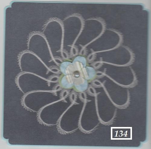 Laura's Design Digital Embroidery Pattern - Overlapping Swirl Circle