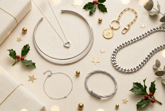 Hourly Christmas Gift Picks: Last-Minute Gifts — AURABAGS SHOP, October 22, 2026