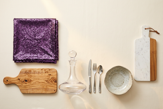 Hourly Christmas Gift Picks: Table & Host Gifts — AURABAGS SHOP, October 23, 2026