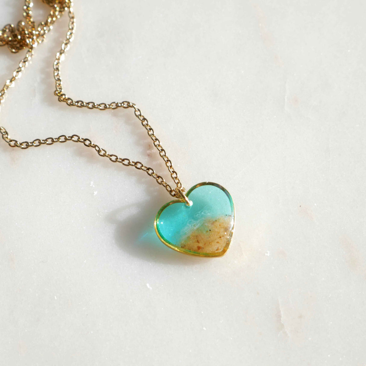 Collier Tulum - coeur (moyen)