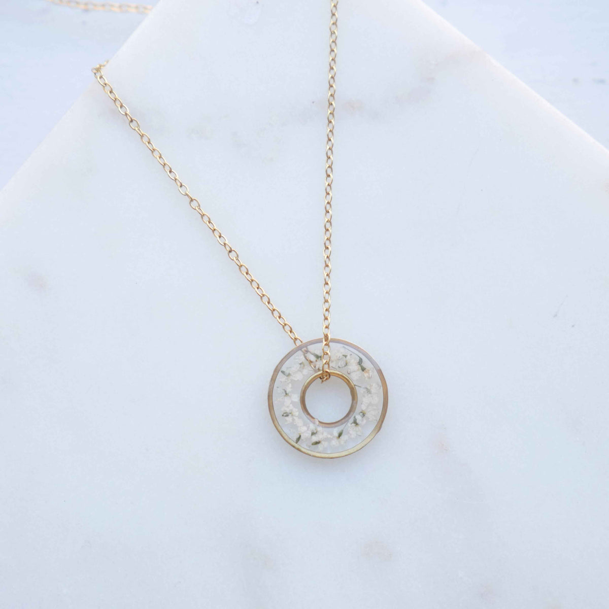 Collier Dona
