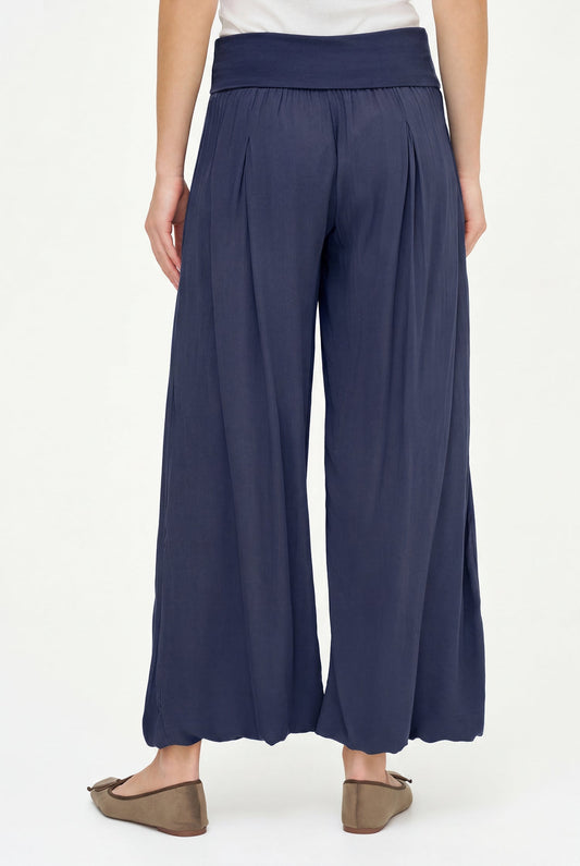 Women's Woven Pull-On Pants