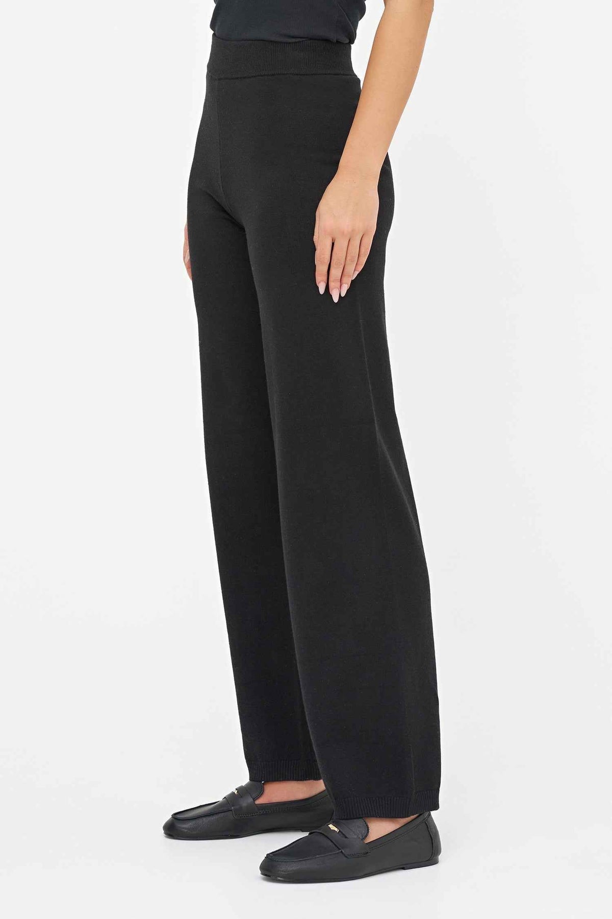 Women's Knit Pull-On Straight-Leg Pants