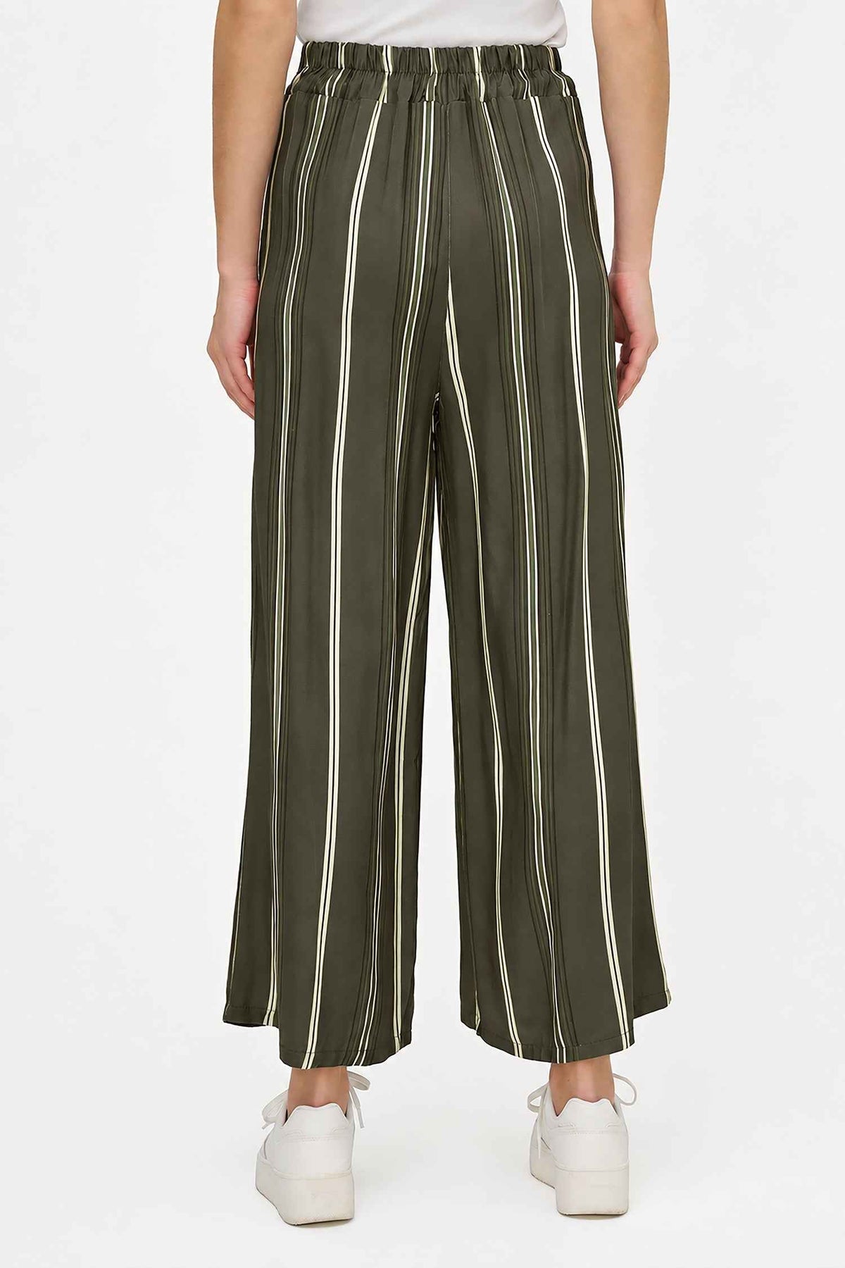 Women's Printed Woven Wide-Leg Pull-On Pants with Side Pockets