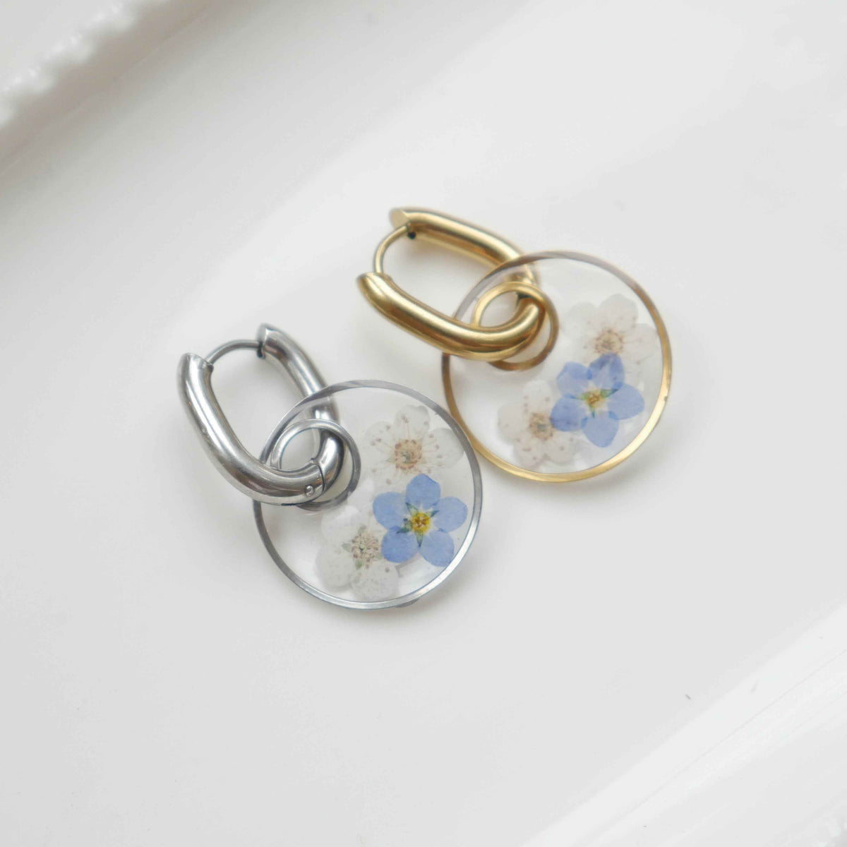 Boucles d'oreilles Thalia myosotis - rond 20mm