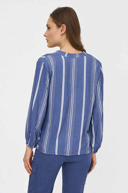 Women's Printed Woven Tunic with Buttoned V-Neck Collar & Side Slits