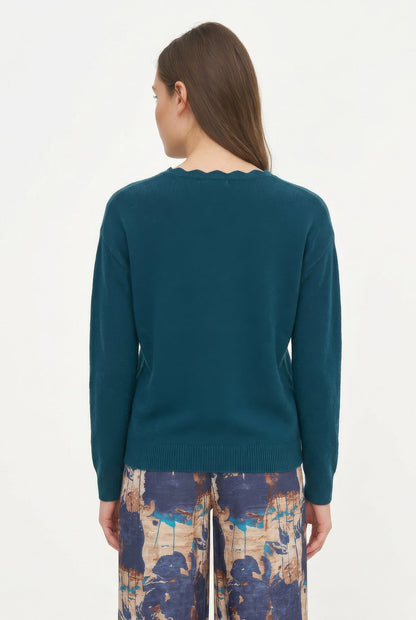 Women's Scalloped V-Neck Tunic Sweater