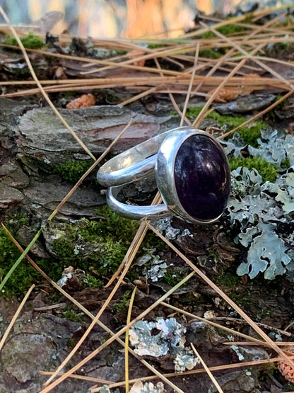 The Oracle Stone — Amethyst Ring