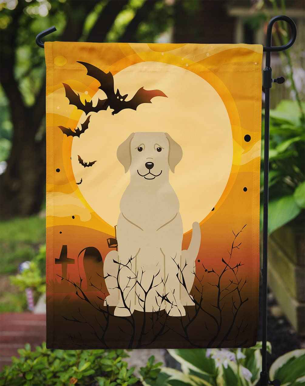 Caroline's Treasures BB4321GF Halloween Yellow Labrador Flag Garden Size, Small, Multicolor