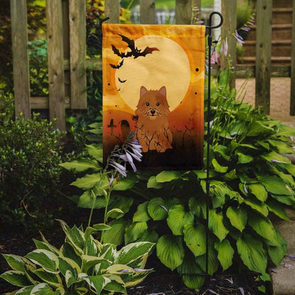 Caroline's Treasures BB4286GF Halloween Norwich Terrier Flag Garden Size, Small, Multicolor