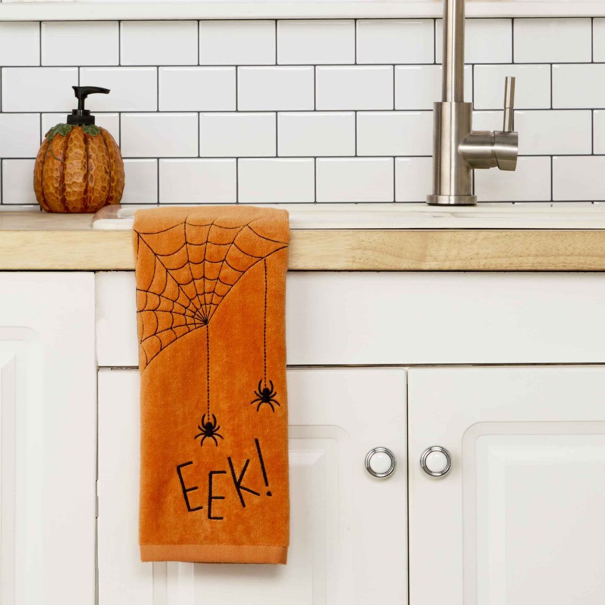 SKL Home Halloween Eek Hand Towel 2 pc Set for Bath/Kitchen/Bar & Gift