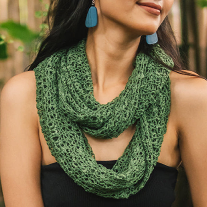 Popcorn Knit Infinity Scarf - Green