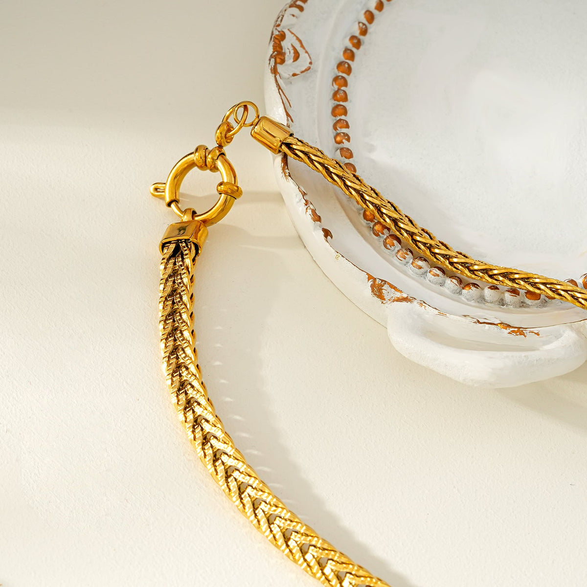 ALICE Gold: Chunky Link Chain Necklace with Ring Fastener Pendant