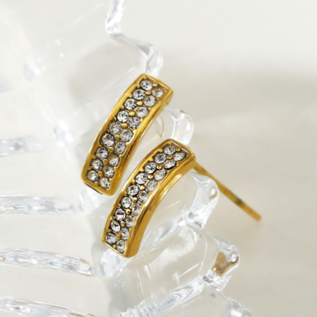 ASTRID: Minimalist Pavé Zirconia Curved Bar Stud Earrings Gold