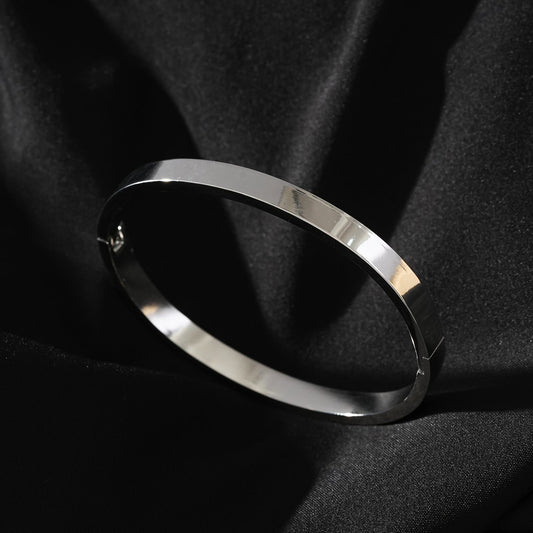 ATTILI: Minimalist Classic Silver Band Bracelet