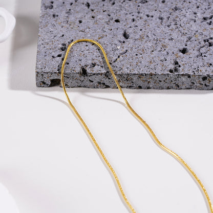 CHASTITY Gold: Dainty Snake Skin Textured Chain Necklace