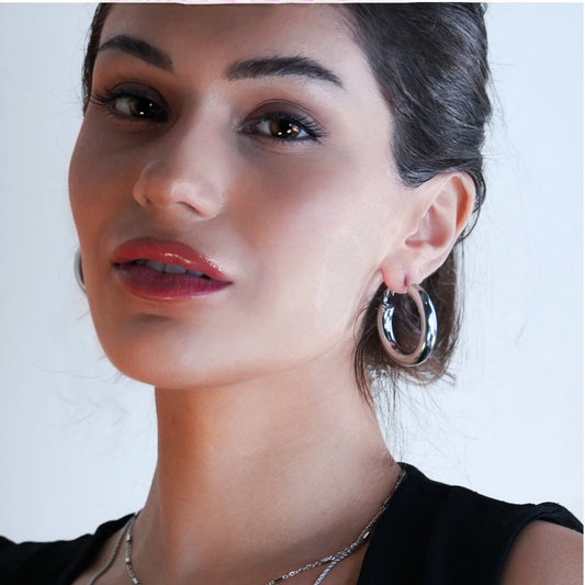 DERIVIER Silver (White Gold): Semi-Wide Essential Hoop Earrings (3.5cm)