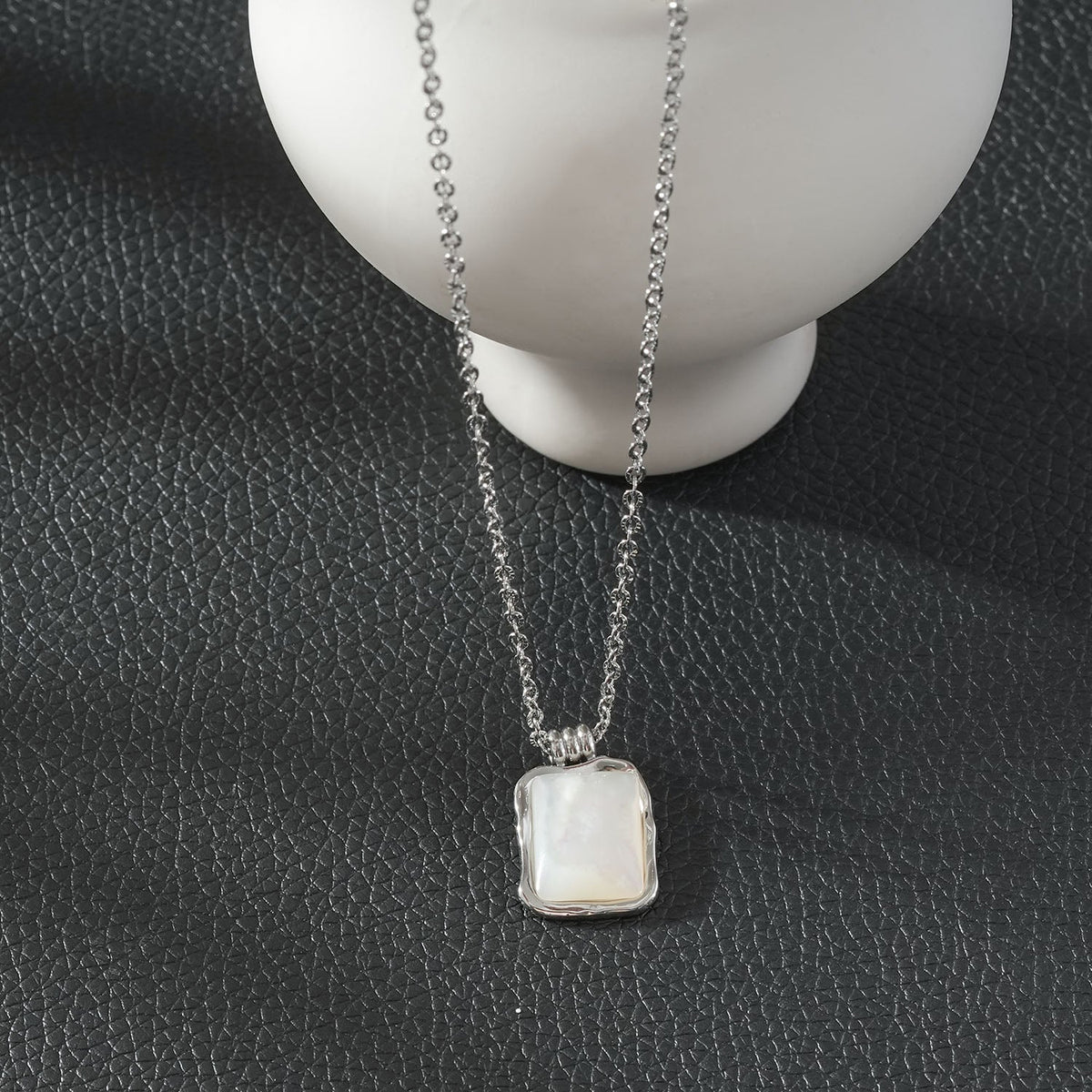 MAUI Silver: Vintage-Inspired Rectangle Shell Pendant Chain Necklace