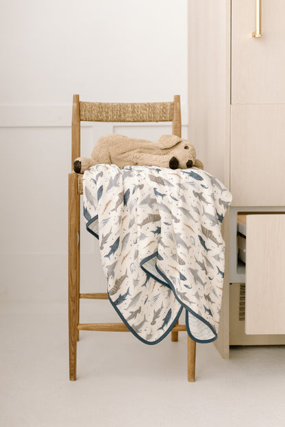 Baby Muslin Quilt in Tanboocel® Bamboo Viscose - Smiley Sharks