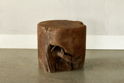 Table d’appoint erosion - teck ancien