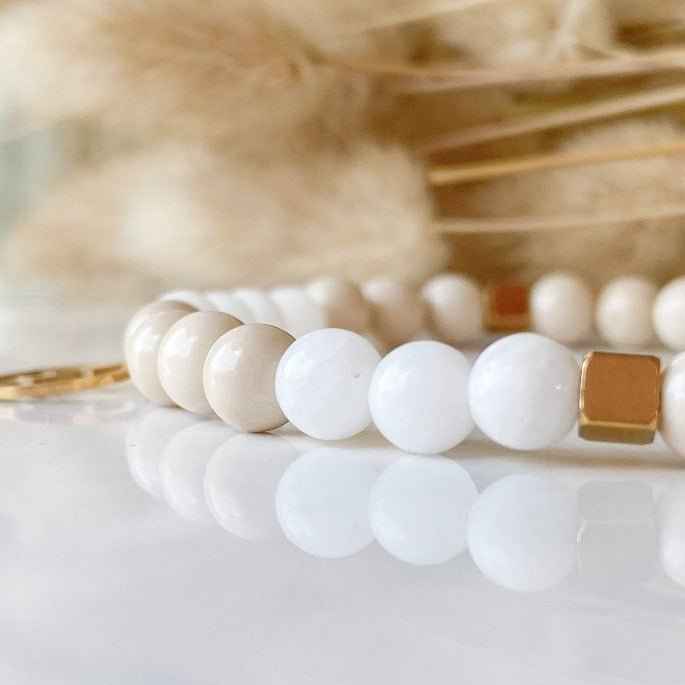 ORION | Bracelet en pierre de rivière, jade blanc et inox