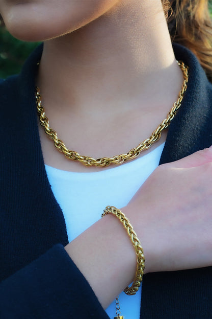 Style ISLINGTON: Chunky Intricate Multi-Link Chain Necklace