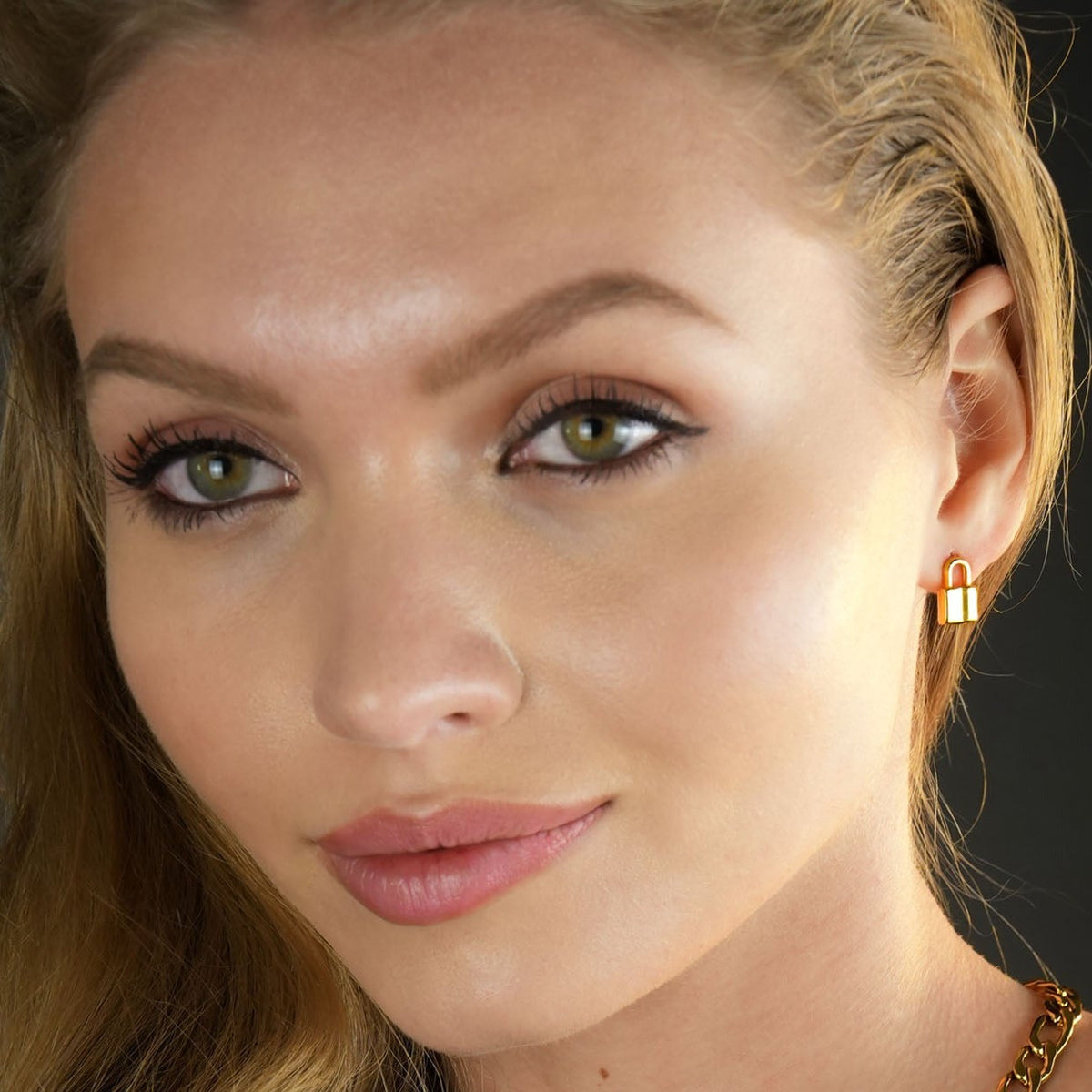 JUNI Mini Padlock Stud Earrings