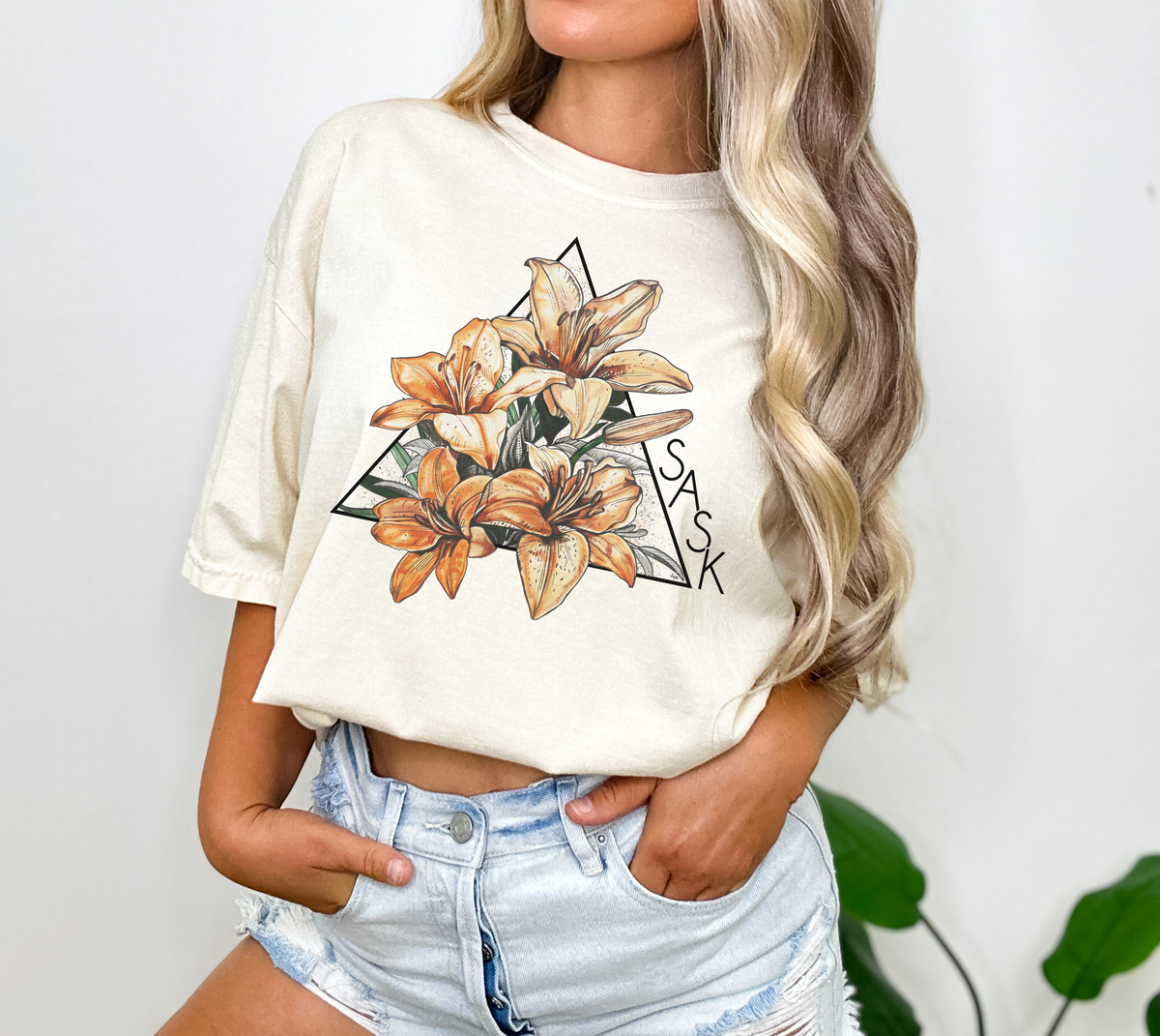 Lily Triangle Unisex T-shirt | Prairie Clothing