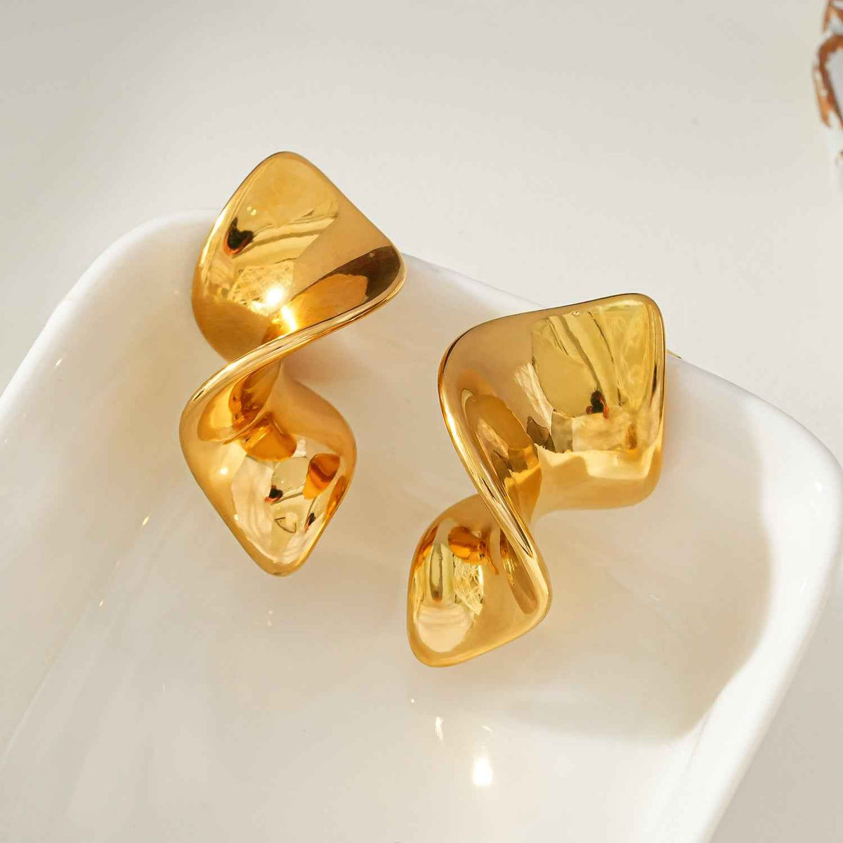 MARGINA: Modernist Avent Garde Twisted Shape Stud Earrings - A Bold Statement of Contemporary Elegance