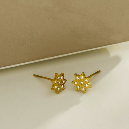 Style AGNES: 'Be a Star' Zirconia Studs