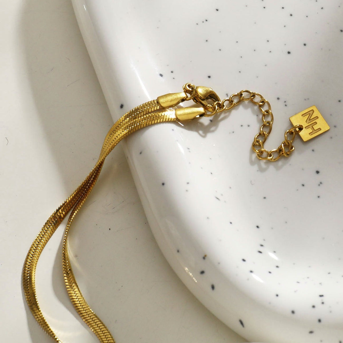 GILMA Snake Skin Textured Intertwined Lariat Chain Necklace