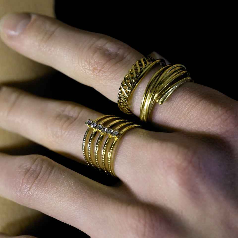 BONDY Multi Stacked Zirconia Ring