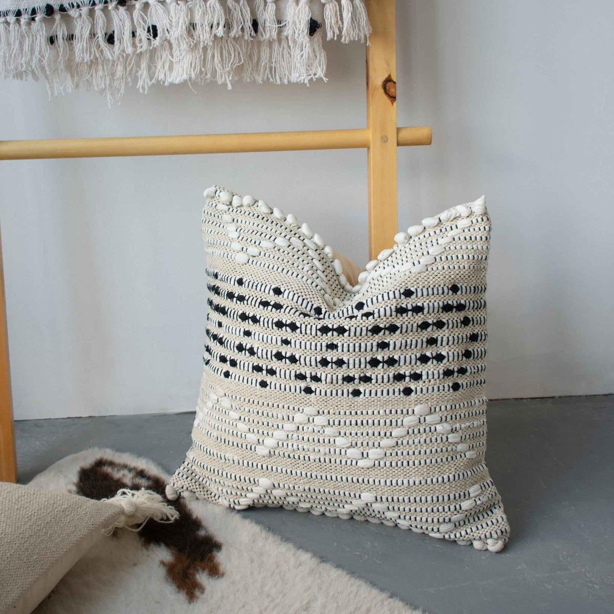 COTTON CANVAS - GEOMTRICAL