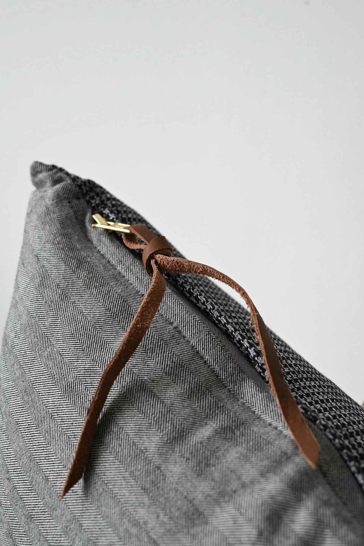 COTTON - HERRINGBONE MULHOLLAND