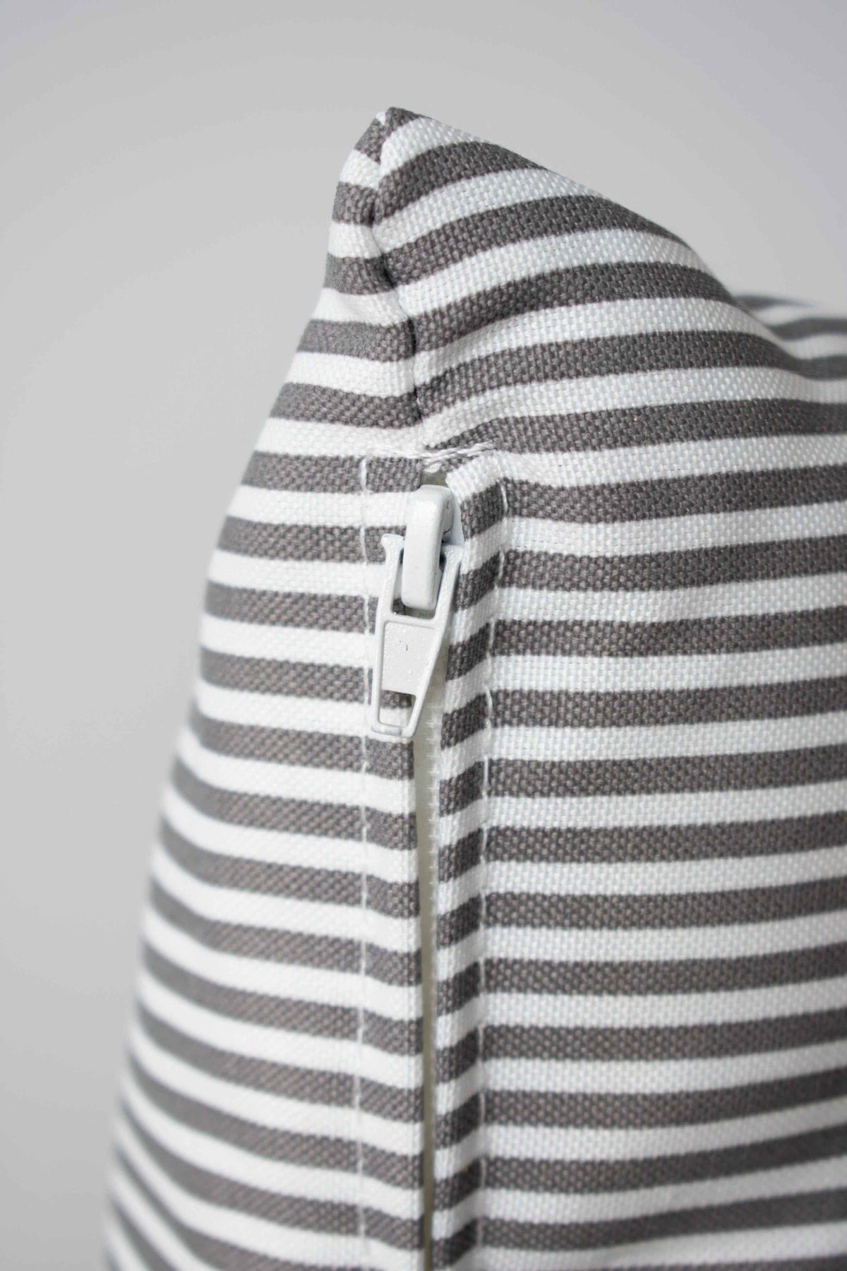 OUTDOOR PILLOW - GREY STRIPE LUMBAR