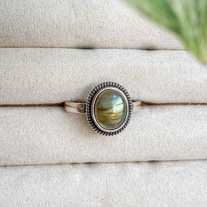 Bague en argent sterling 925 et Labradorite | MORGANE