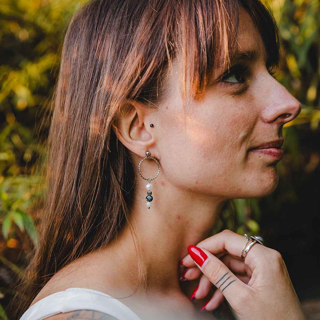 Boucles d’oreilles en pierres naturelles et perles d’eau douce | CHLORIS