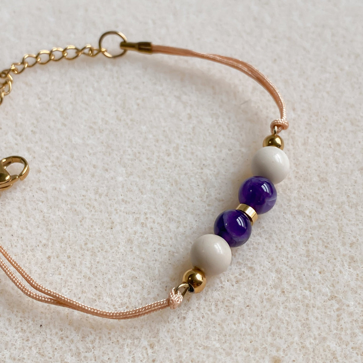 Bracelet cordon ajustable avec améthyste | ZÉPHYR