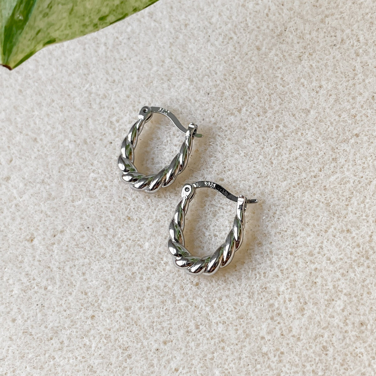 Créoles texturées et torsadées en argent sterling 925 | HÉRA